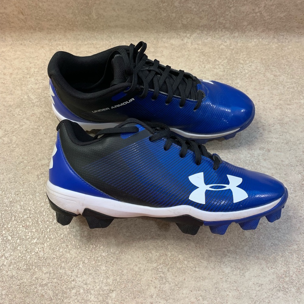Boy’s Cleats